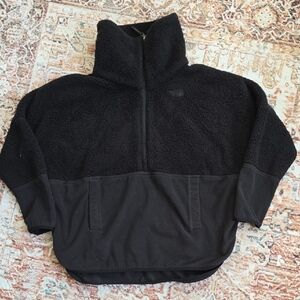 The North Face Women's Campshire Black Fleece Oversized Pullover Jacket Med